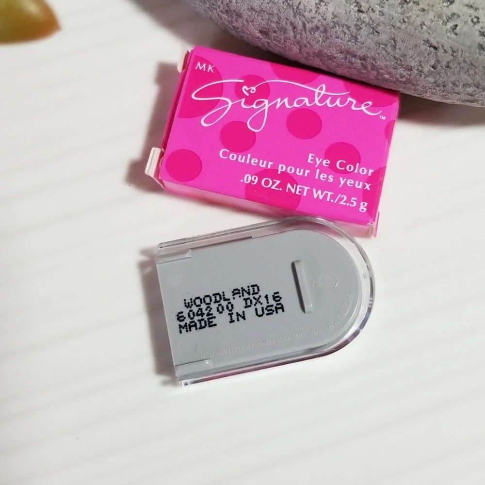 Mary kay‎ signature eye color woodland